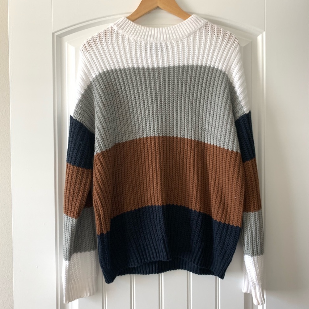 STRIPED Sweater✨